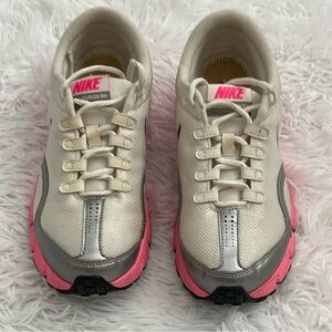 NIKE DUAL FUSION RN, SIZE 9 WOMENS